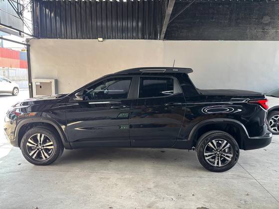 FIAT TORO 1.3 TURBO 270 FLEX FREEDOM AT6 FIAT TORO 1.3 TURBO 270 FLEX FREEDOM AT6